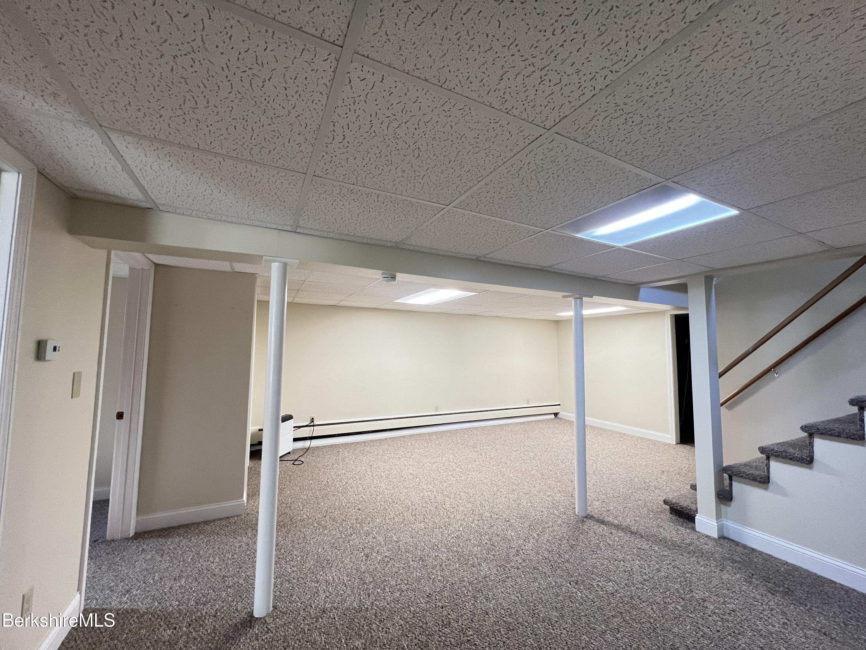 39 Highlawn Dr