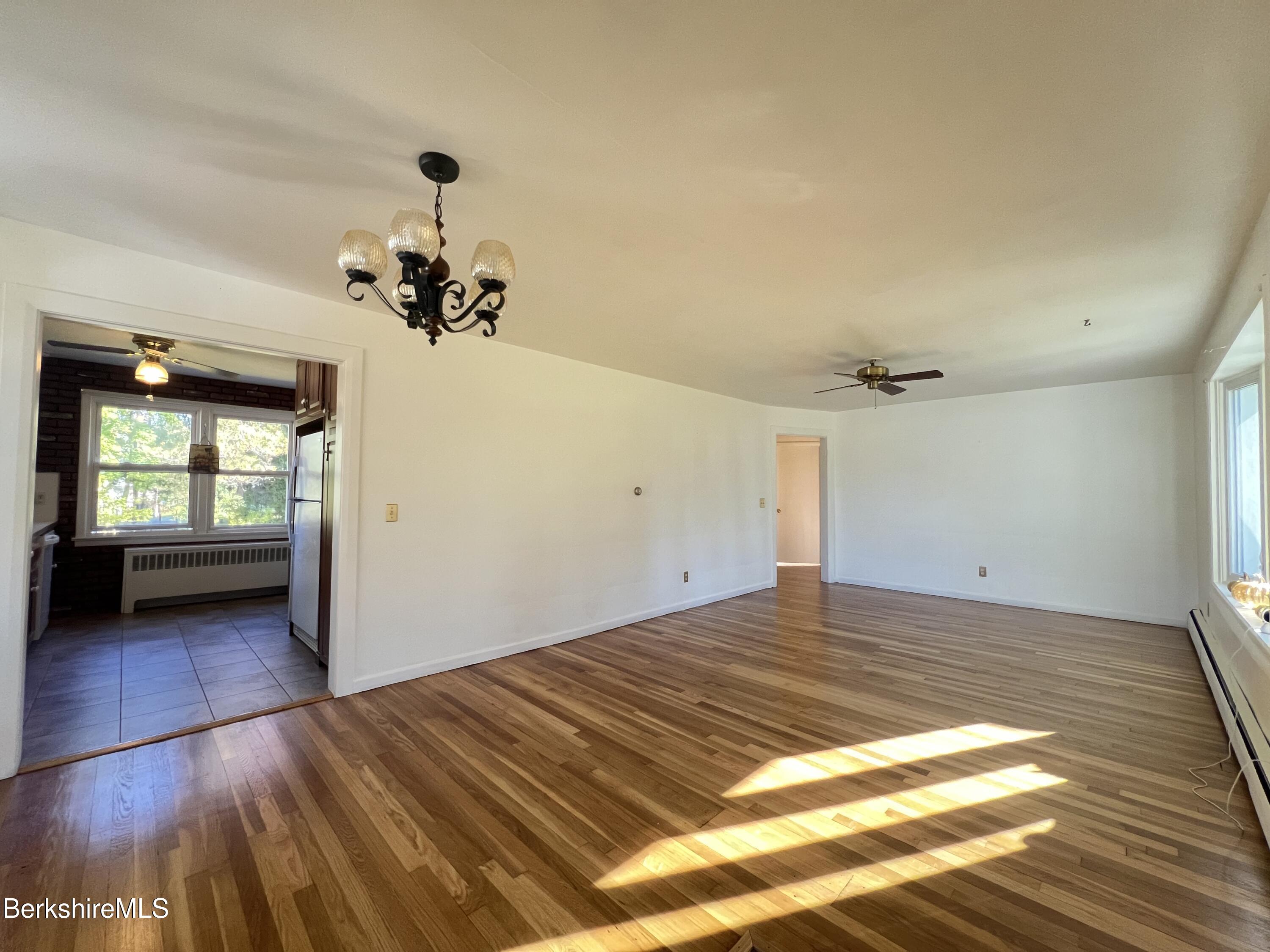 39 Highlawn Dr