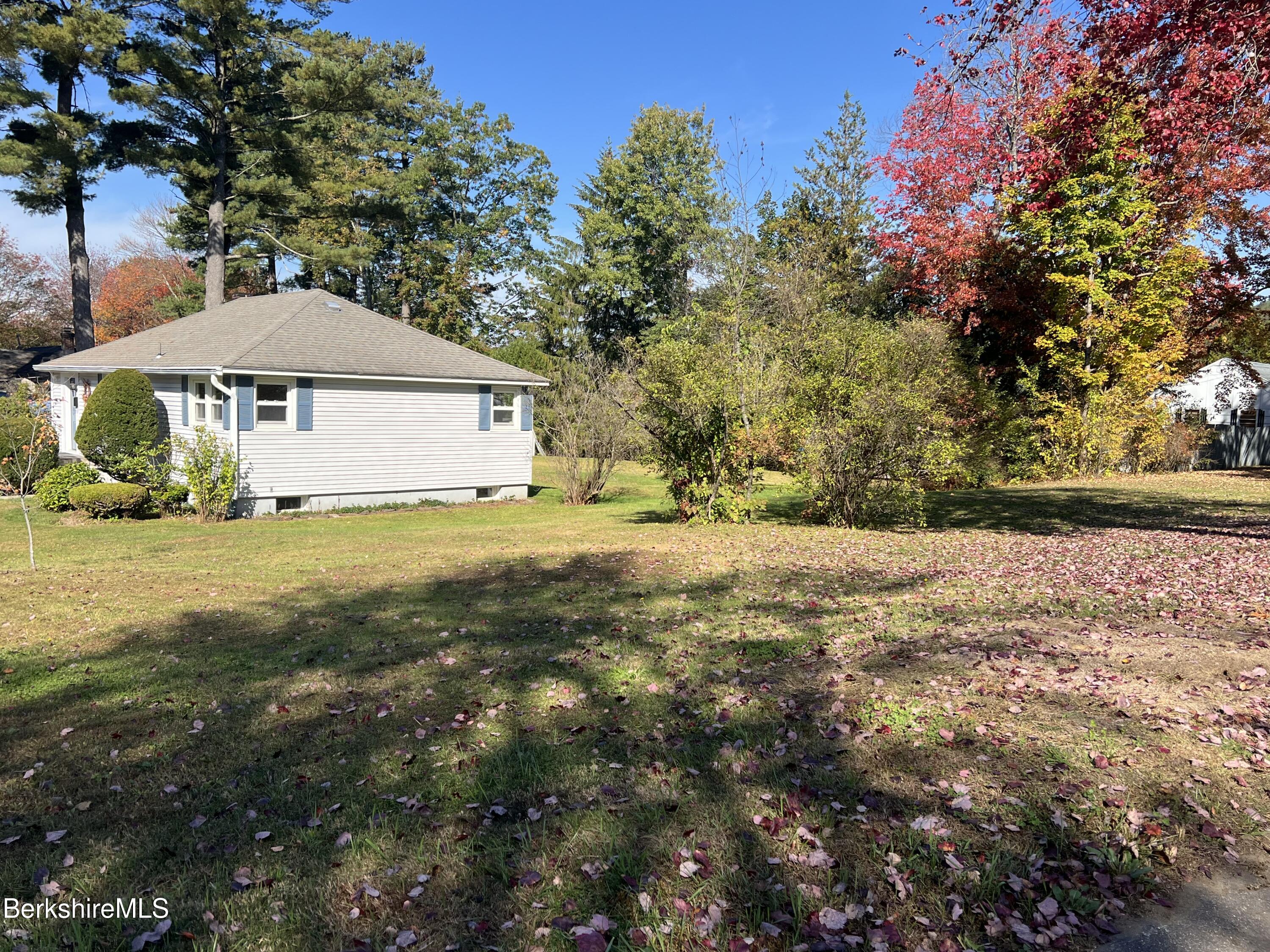 39 Highlawn Dr