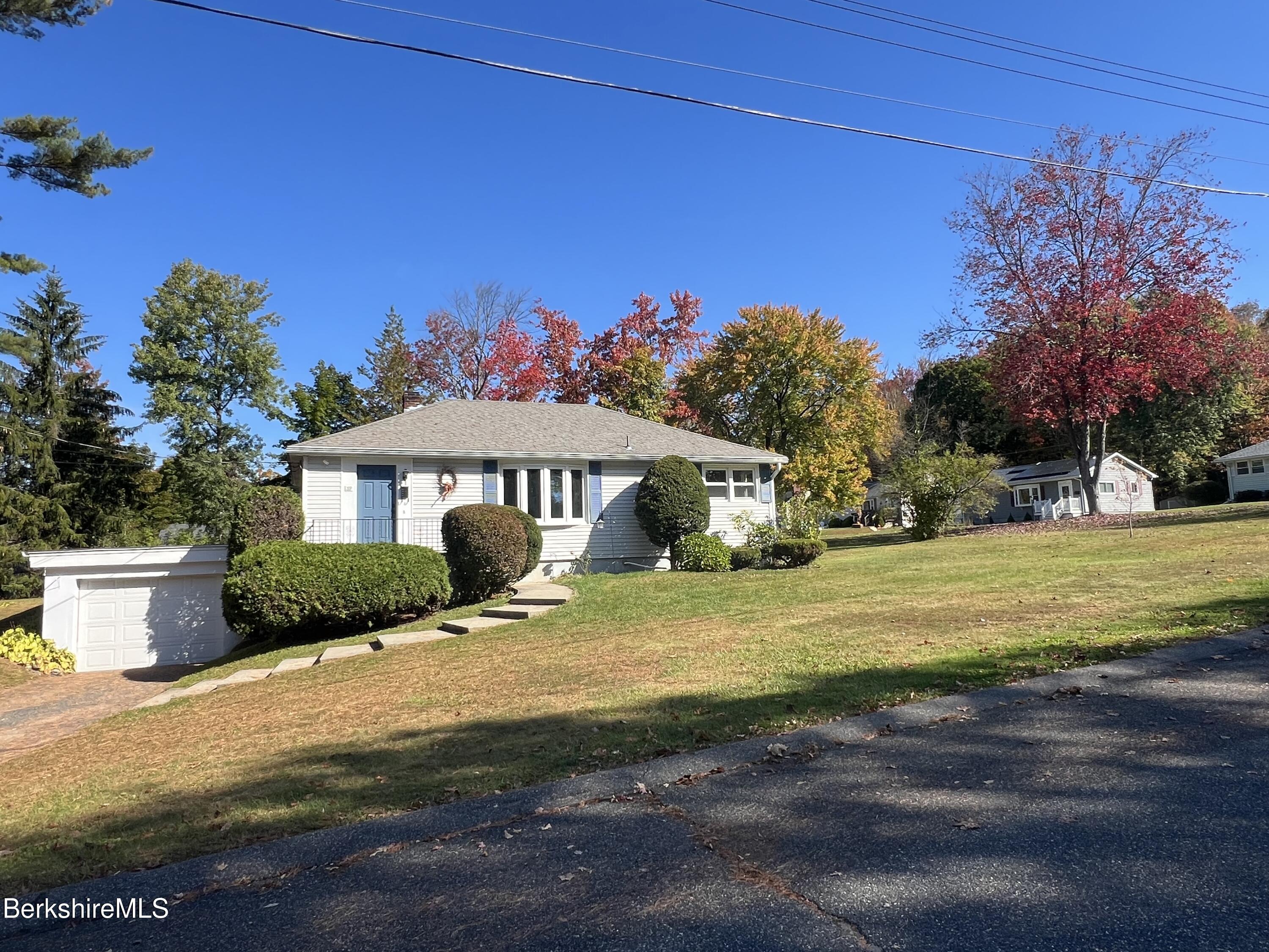 39 Highlawn Dr