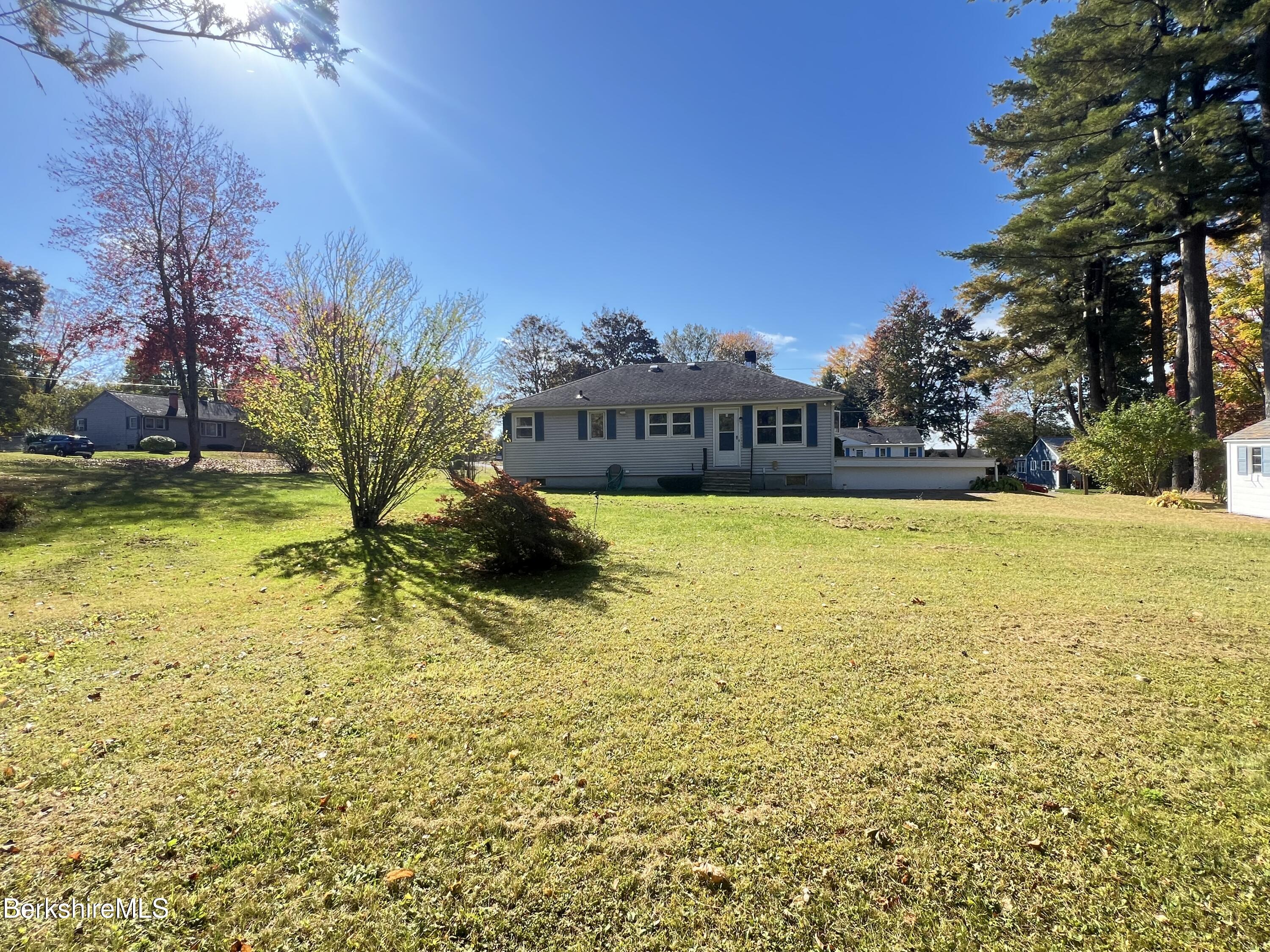 39 Highlawn Dr
