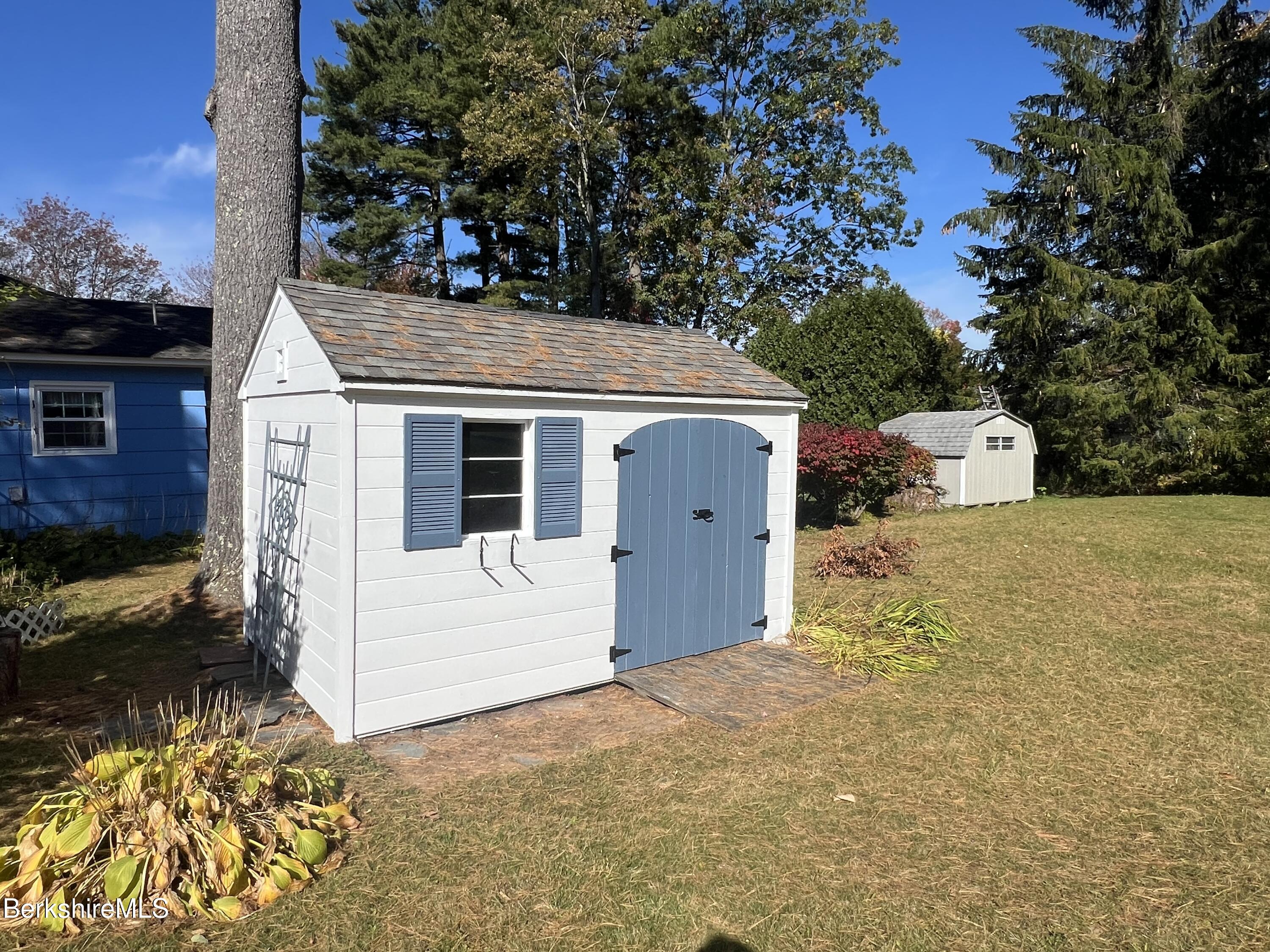 39 Highlawn Dr