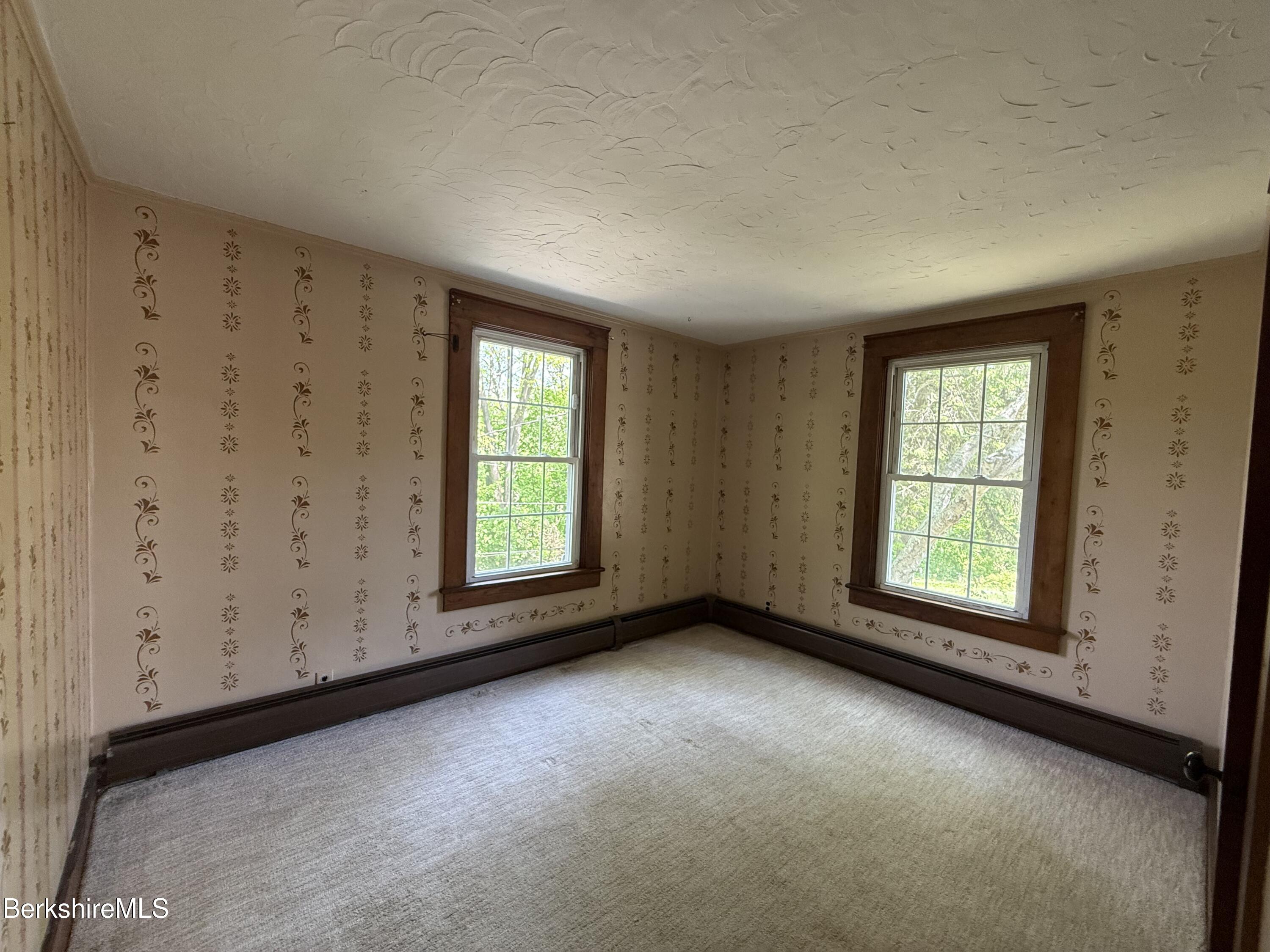 6 Beacon Hill