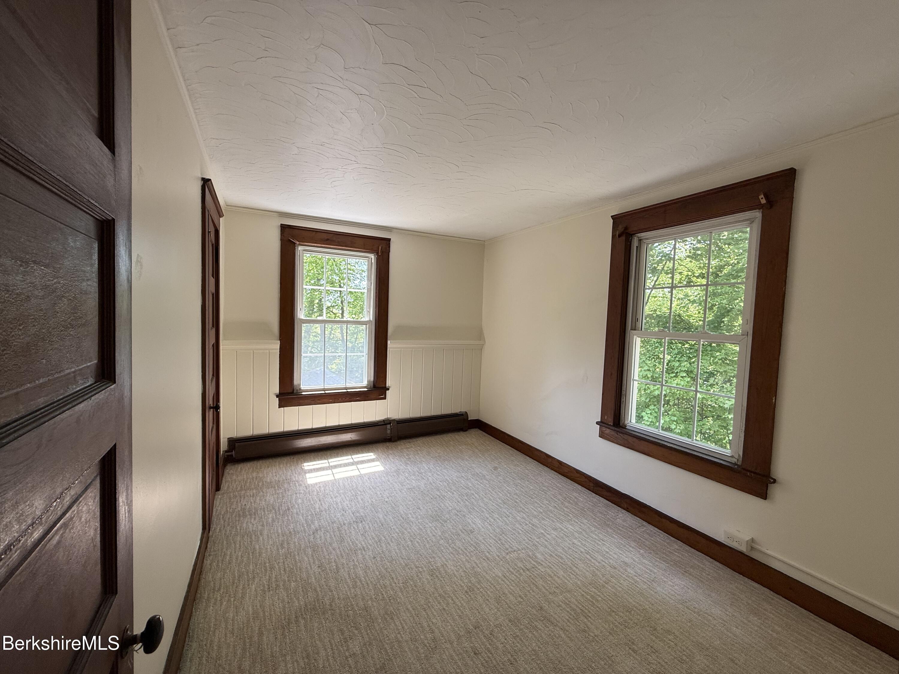 6 Beacon Hill