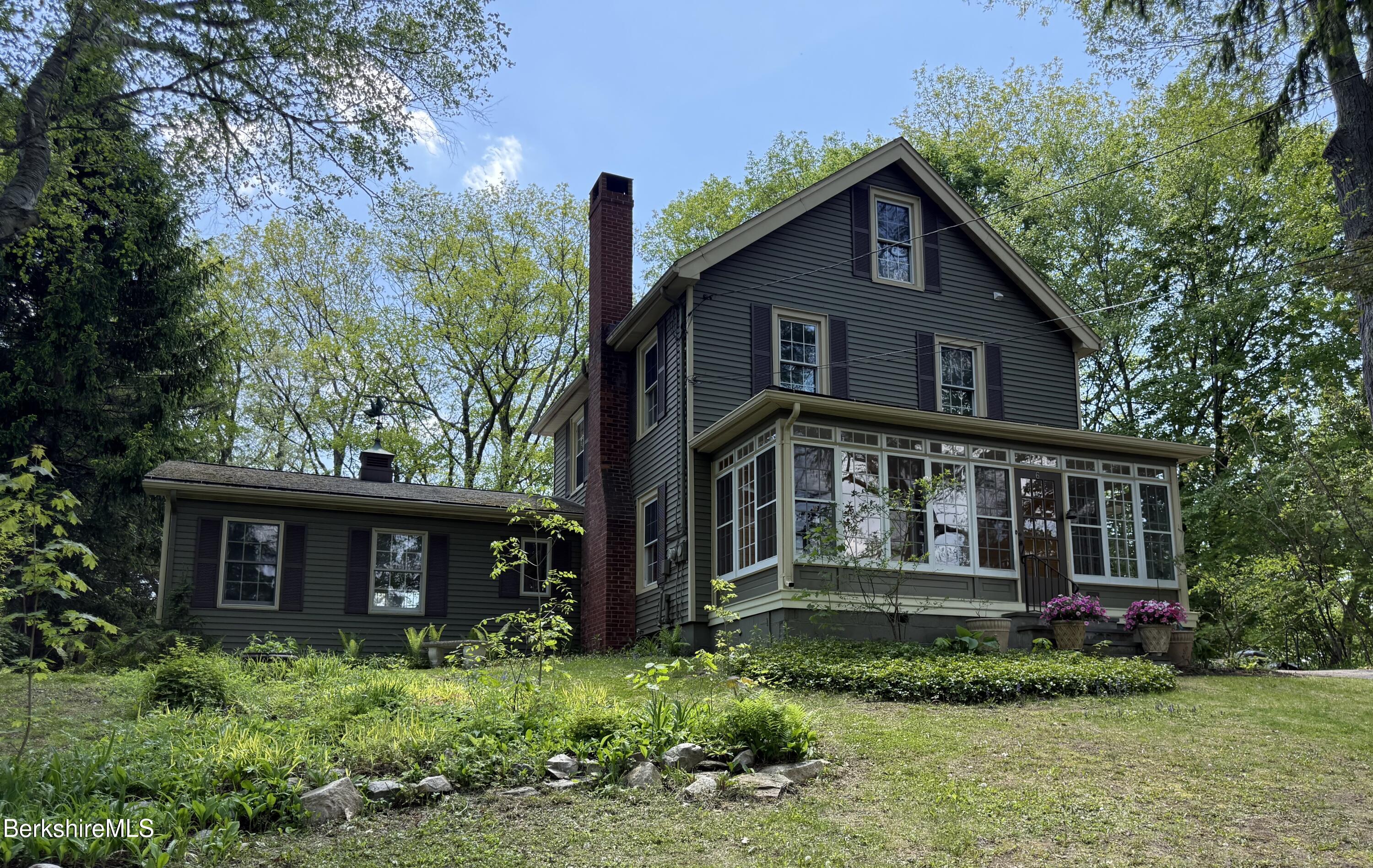 6 Beacon Hill