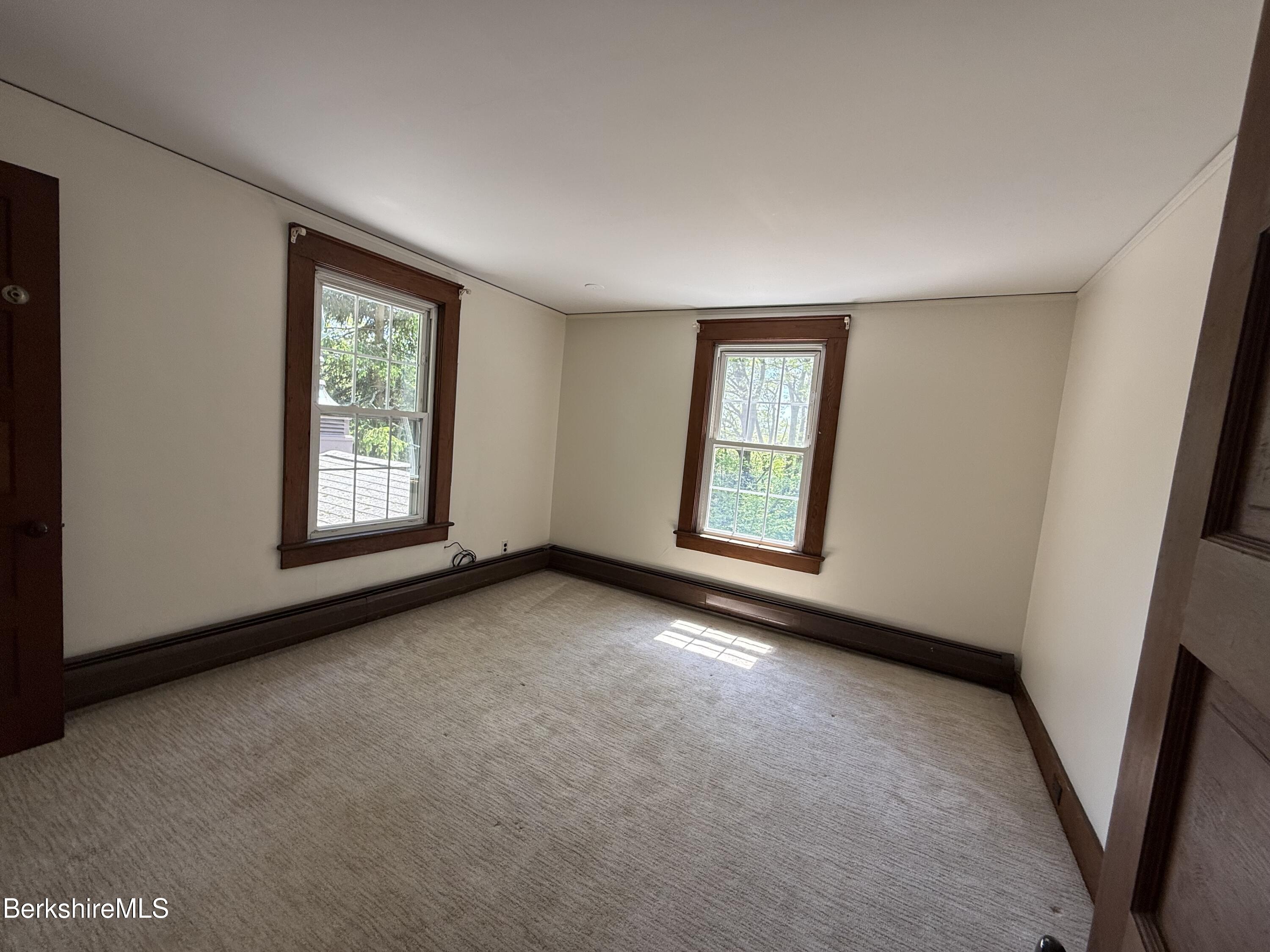 6 Beacon Hill