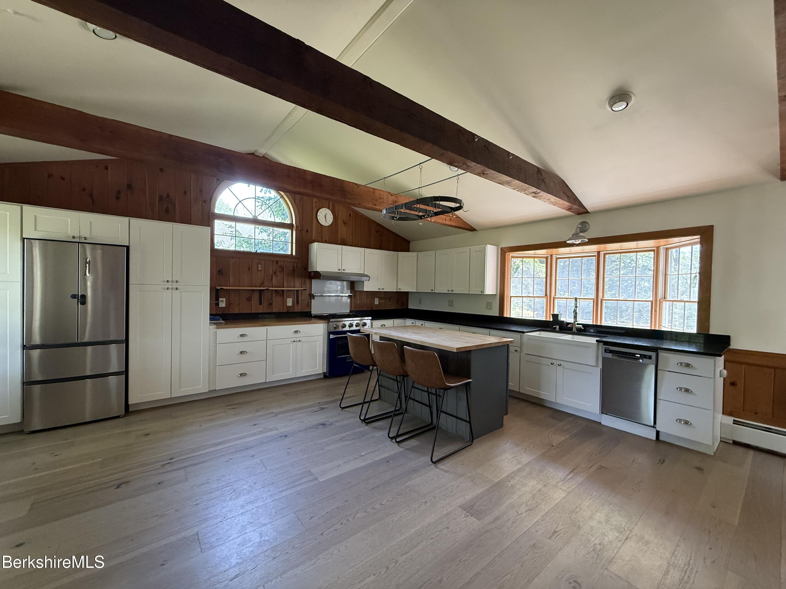 6 Beacon Hill