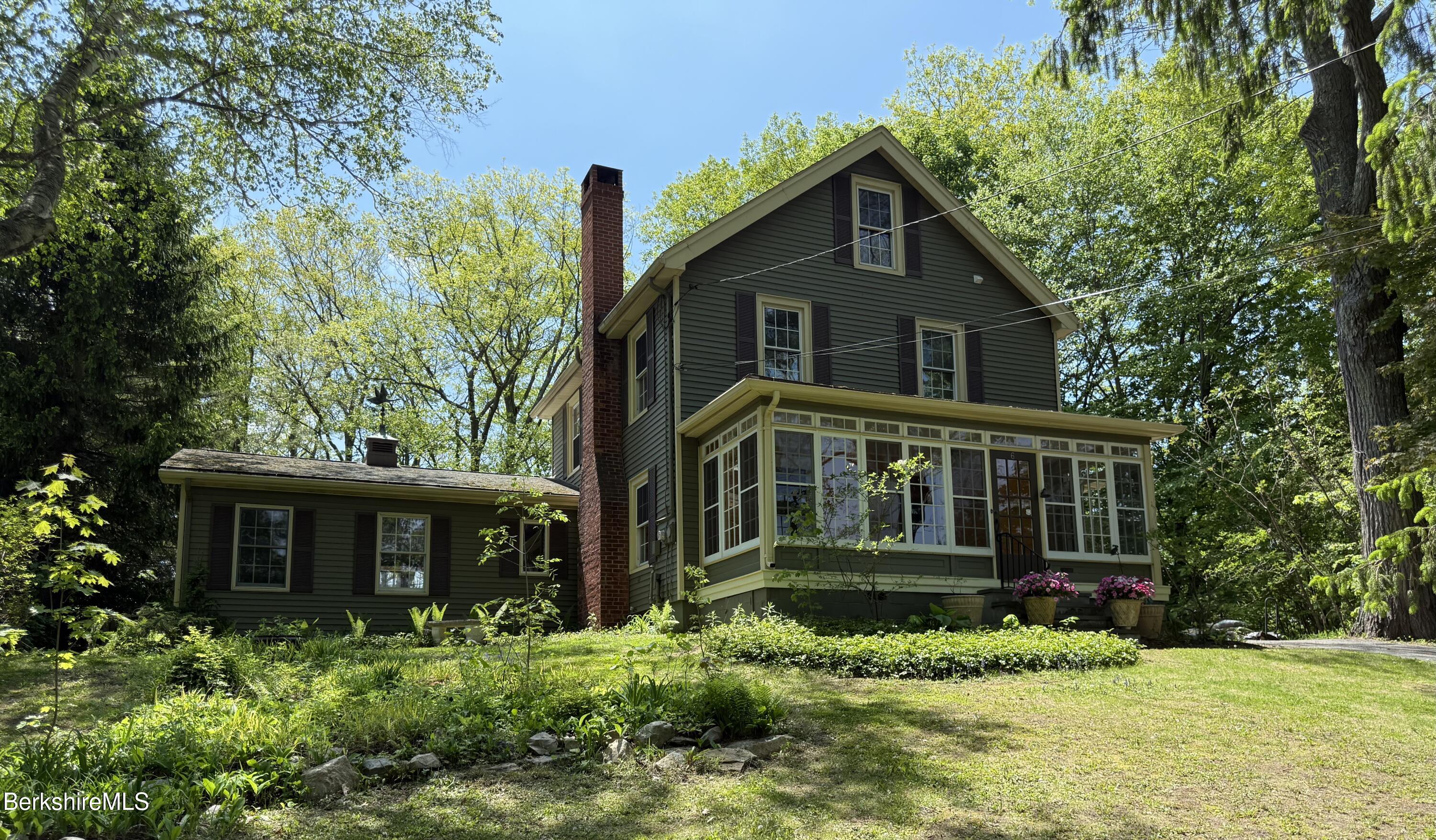 6 Beacon Hill