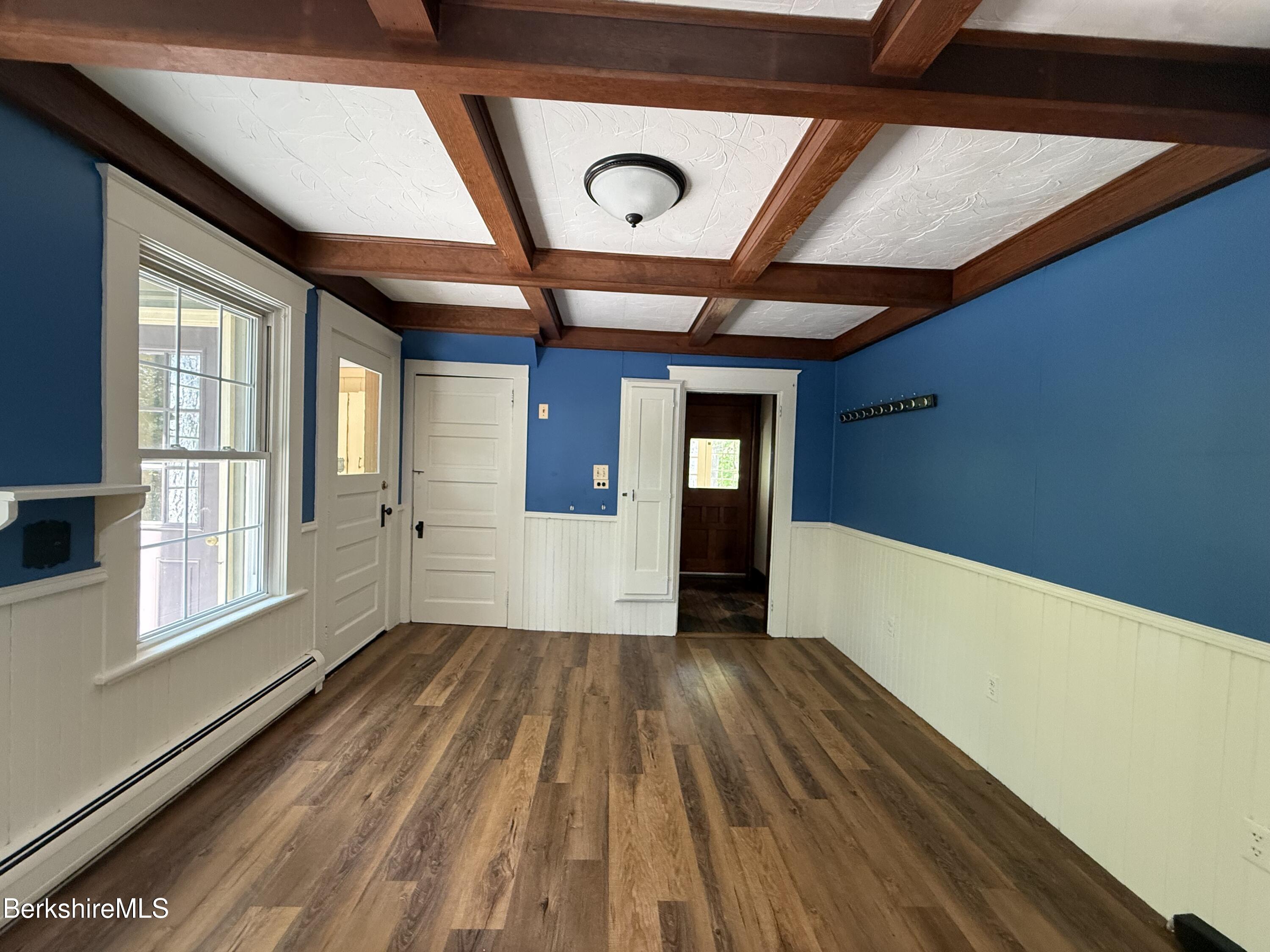6 Beacon Hill