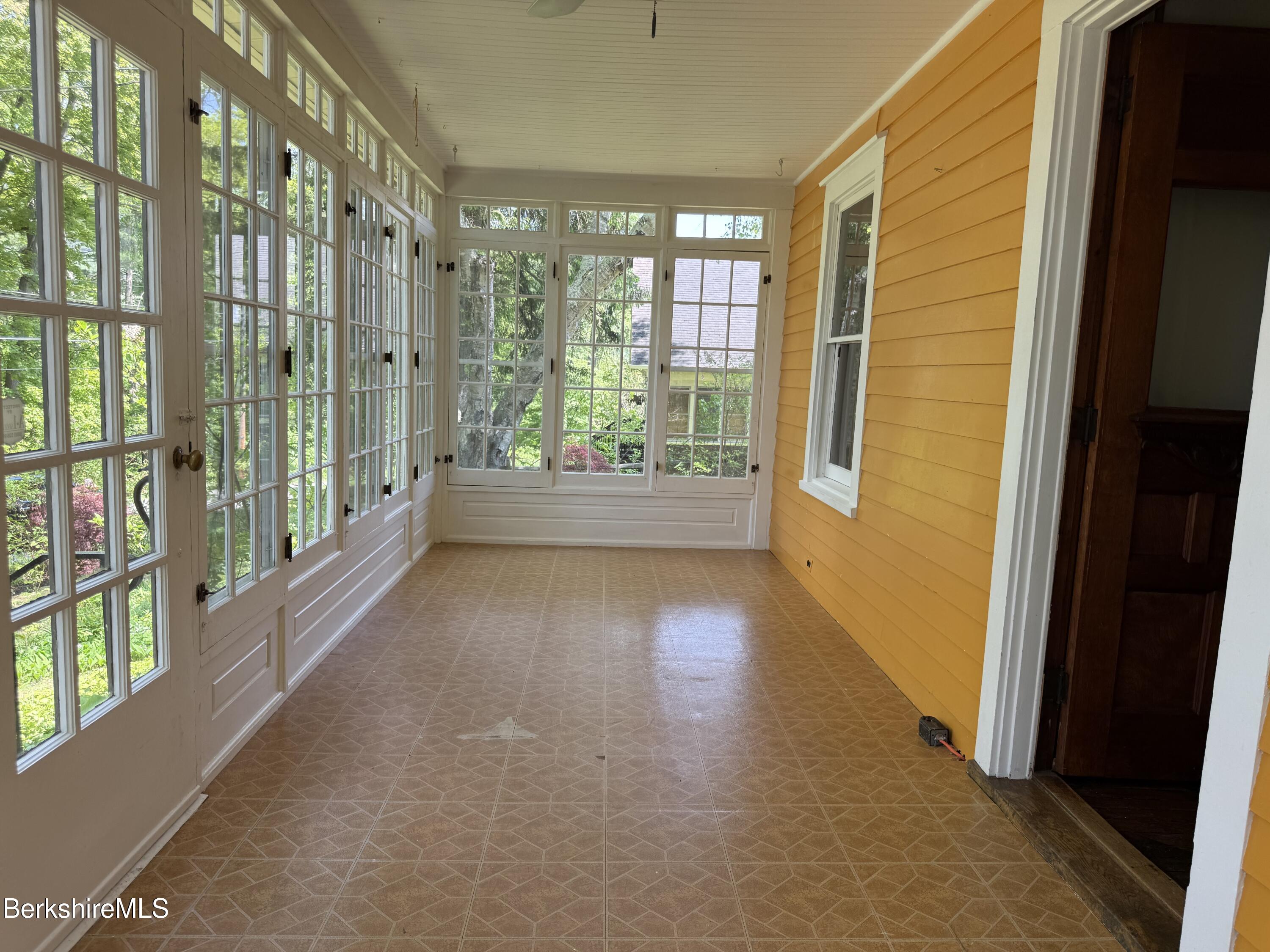 6 Beacon Hill