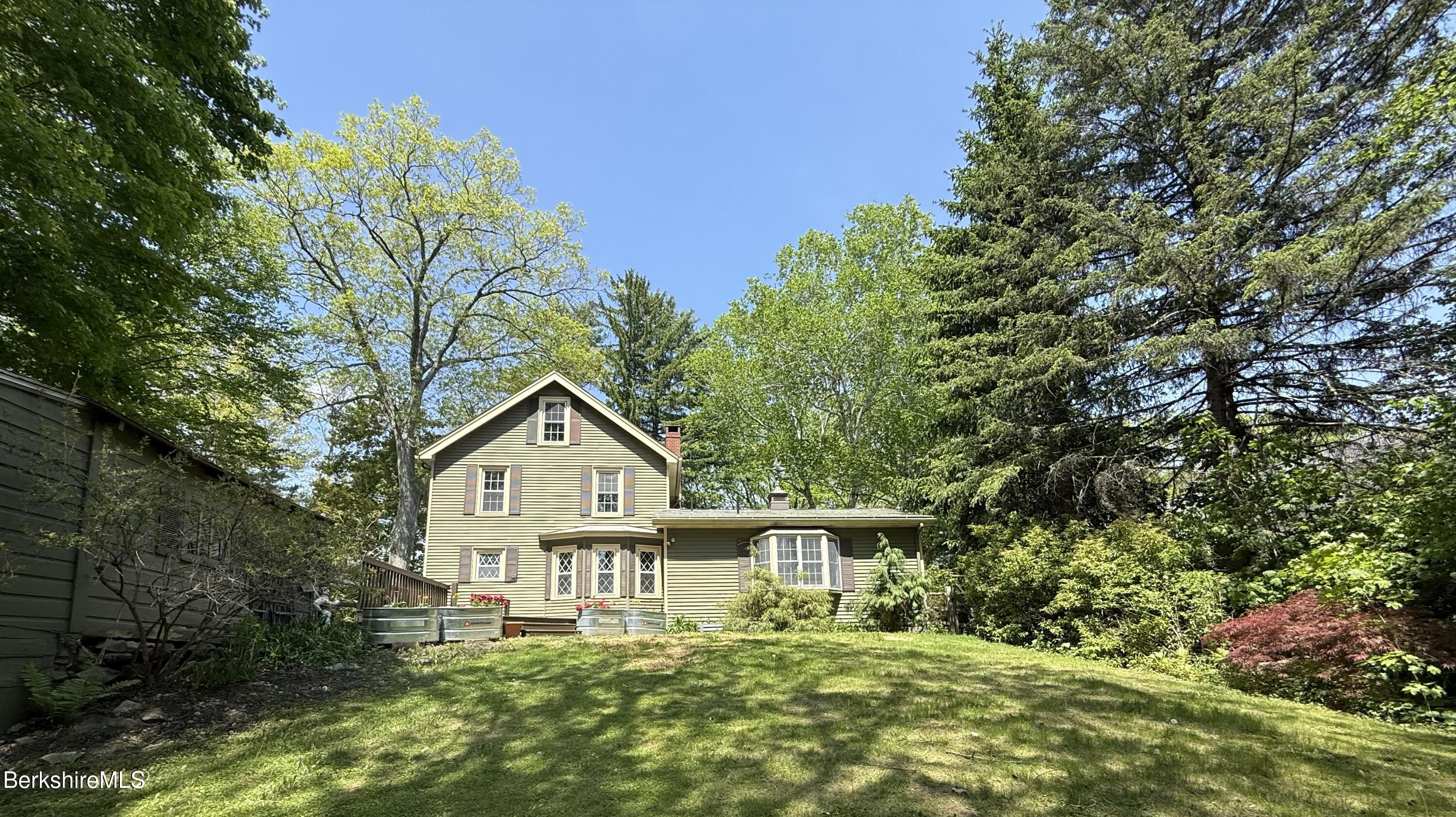 6 Beacon Hill