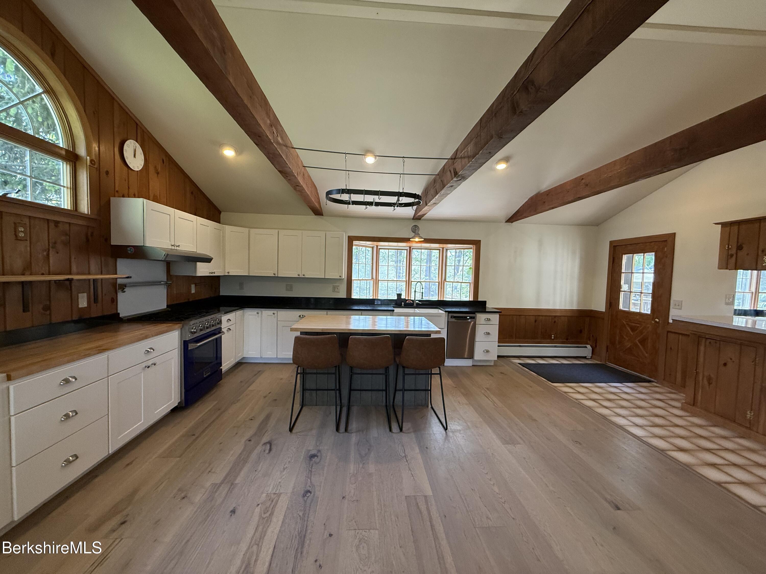 6 Beacon Hill