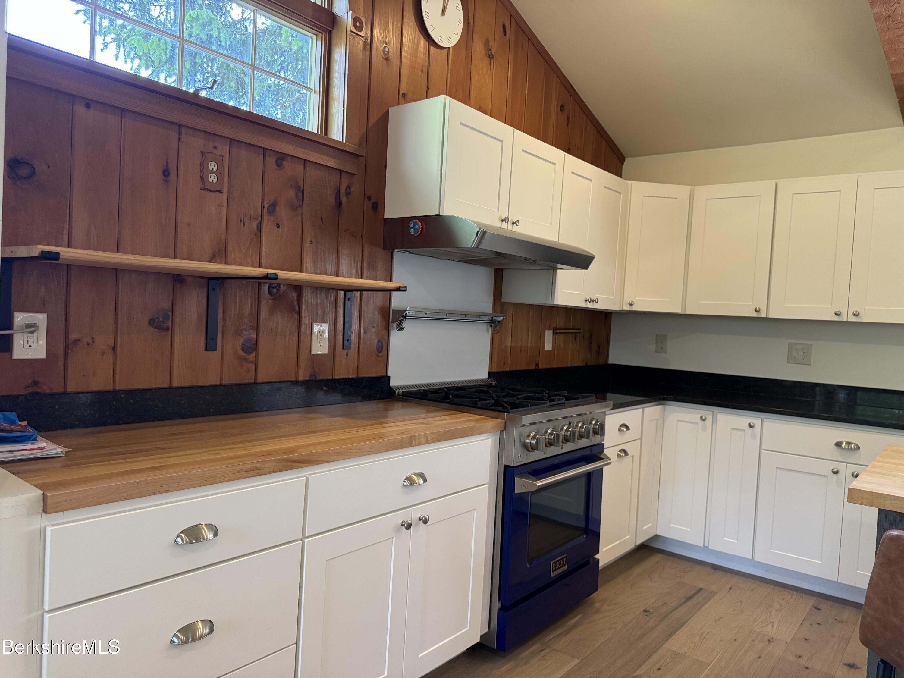6 Beacon Hill