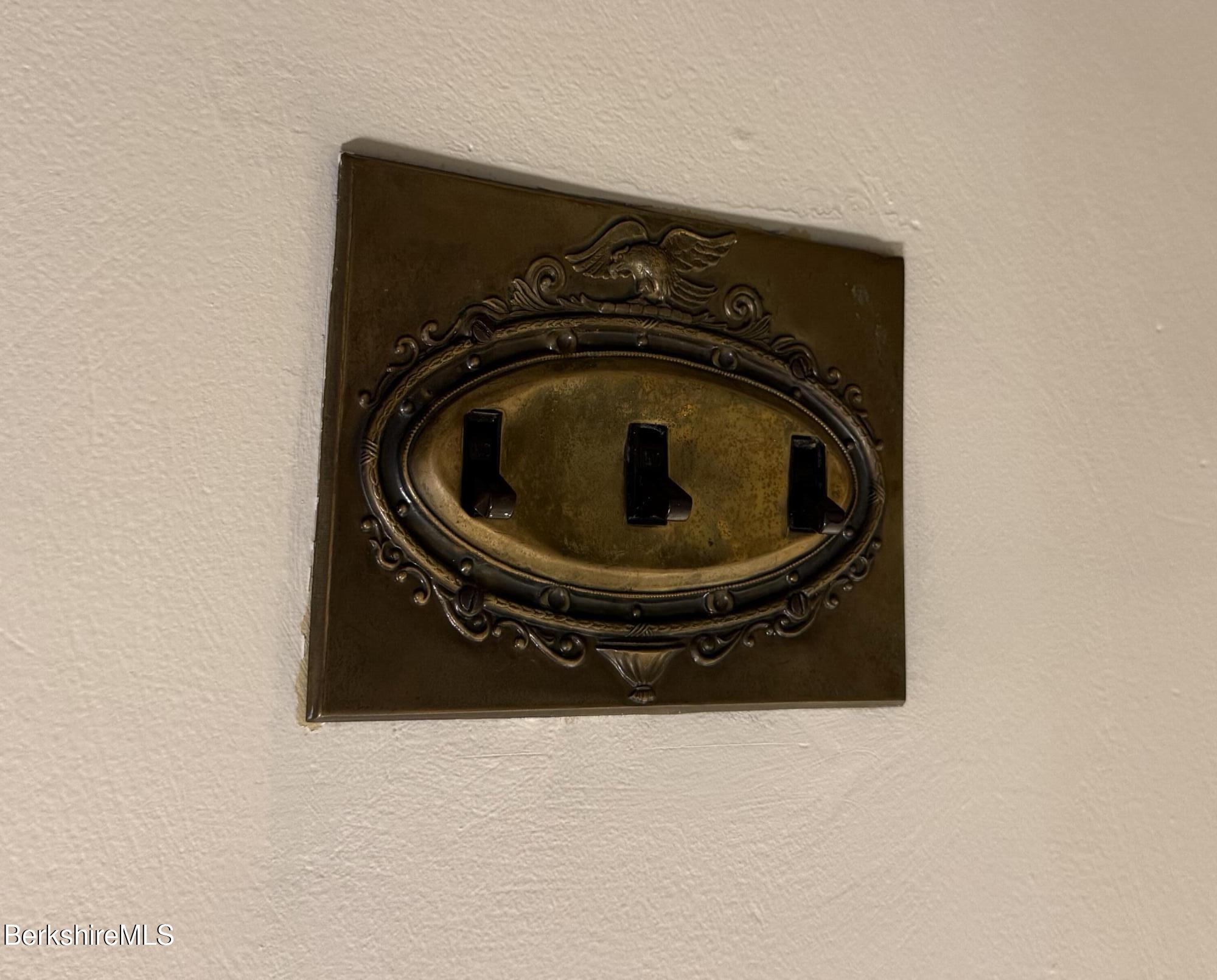 6 Beacon Hill