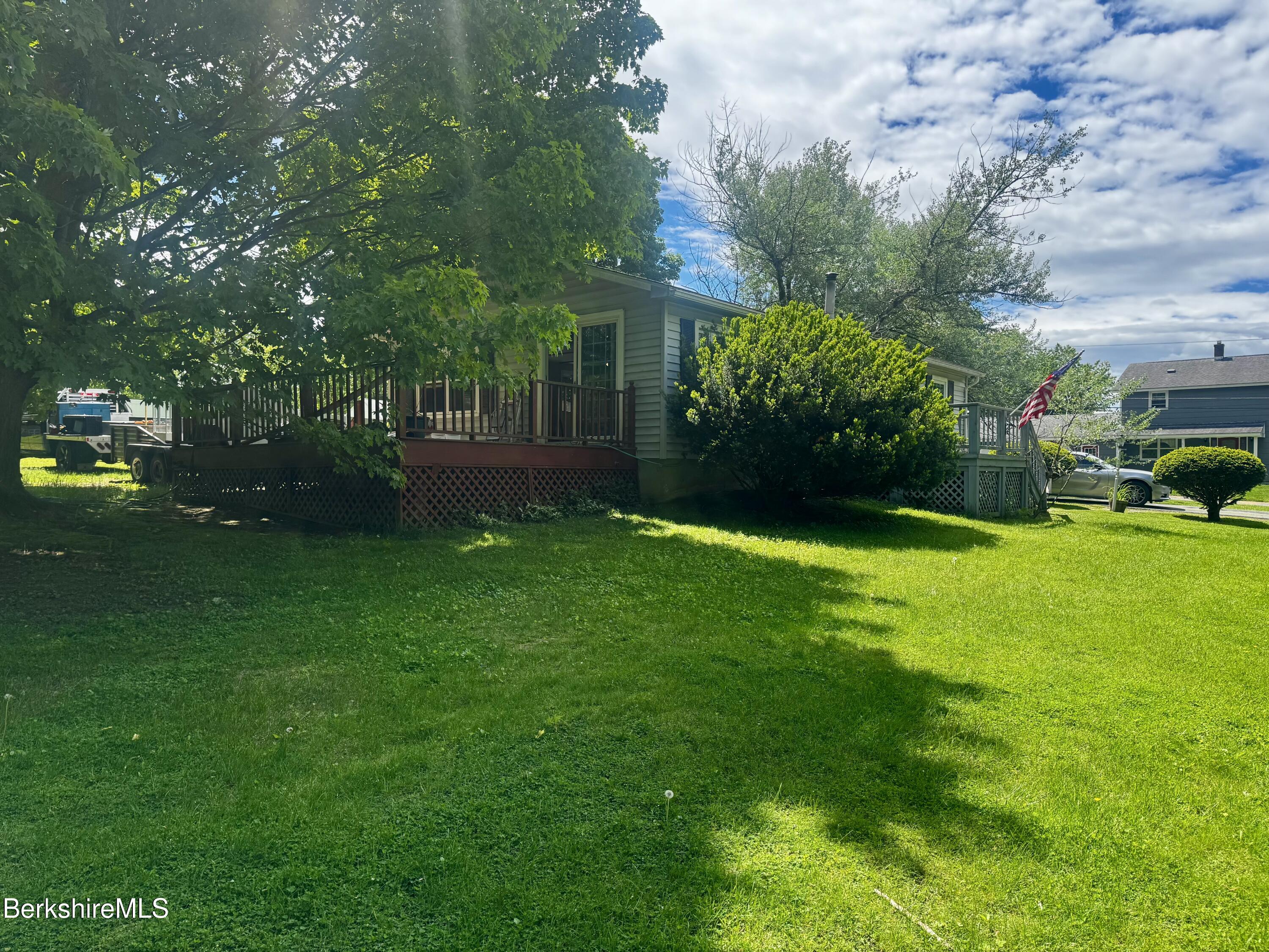 180 Orlando Ave