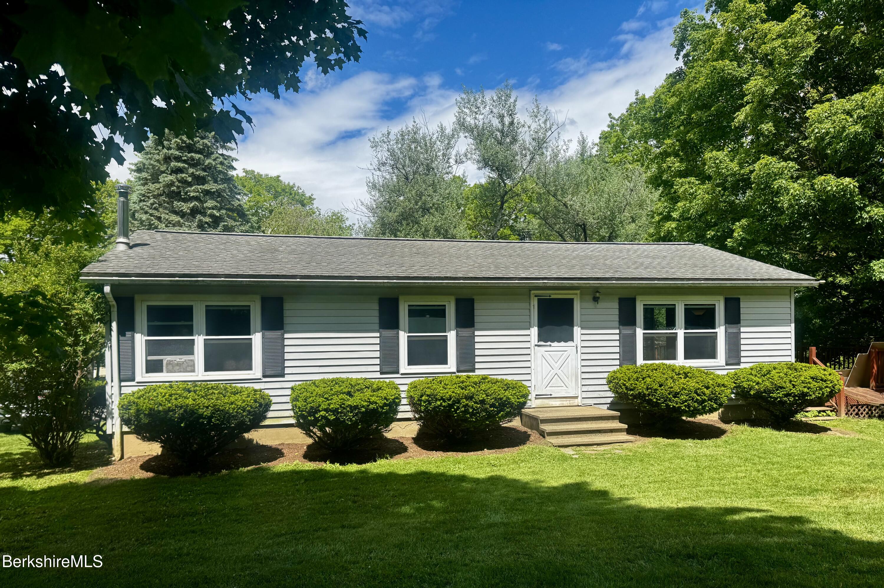 180 Orlando Ave