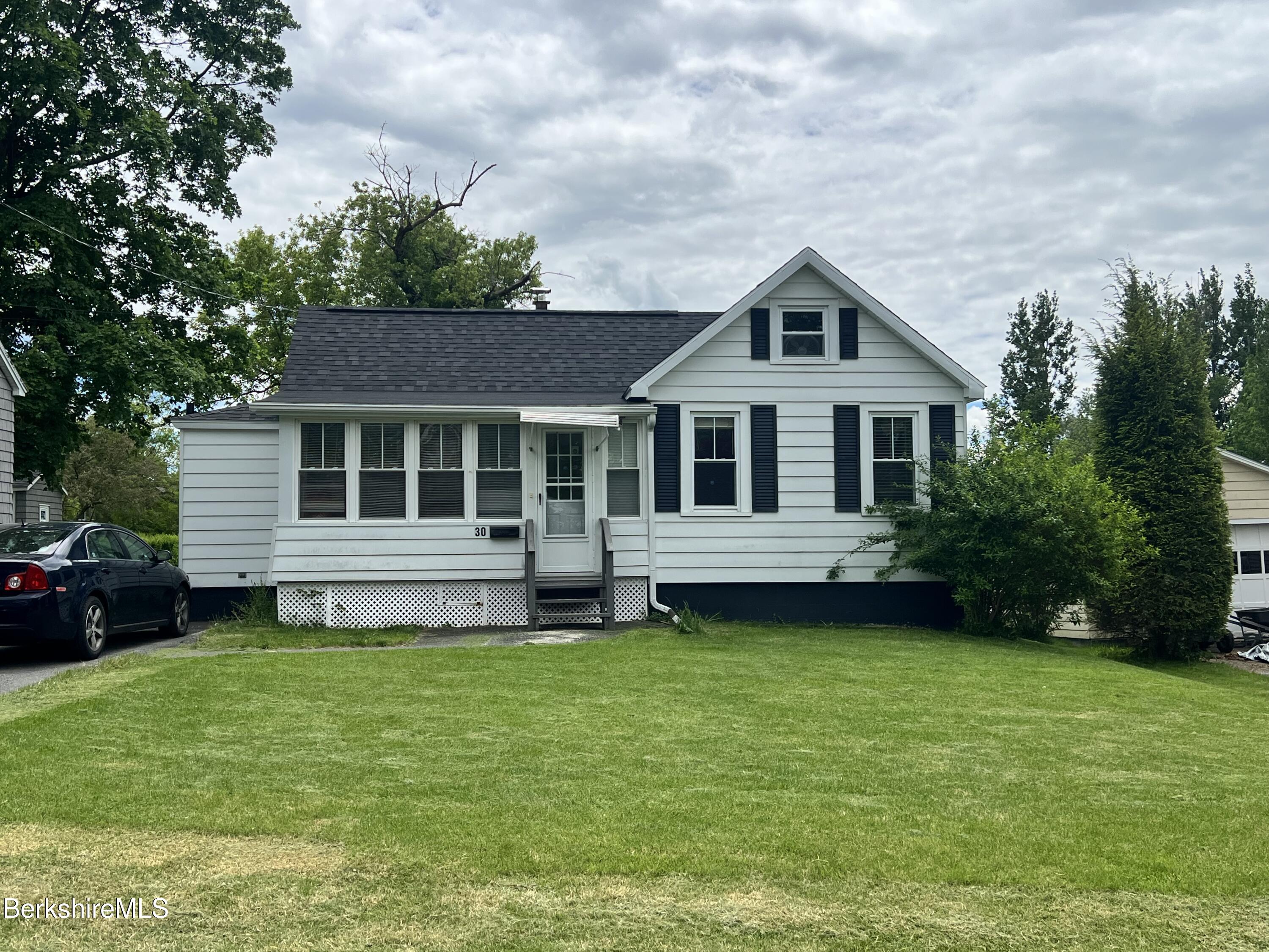 30 Anthony St