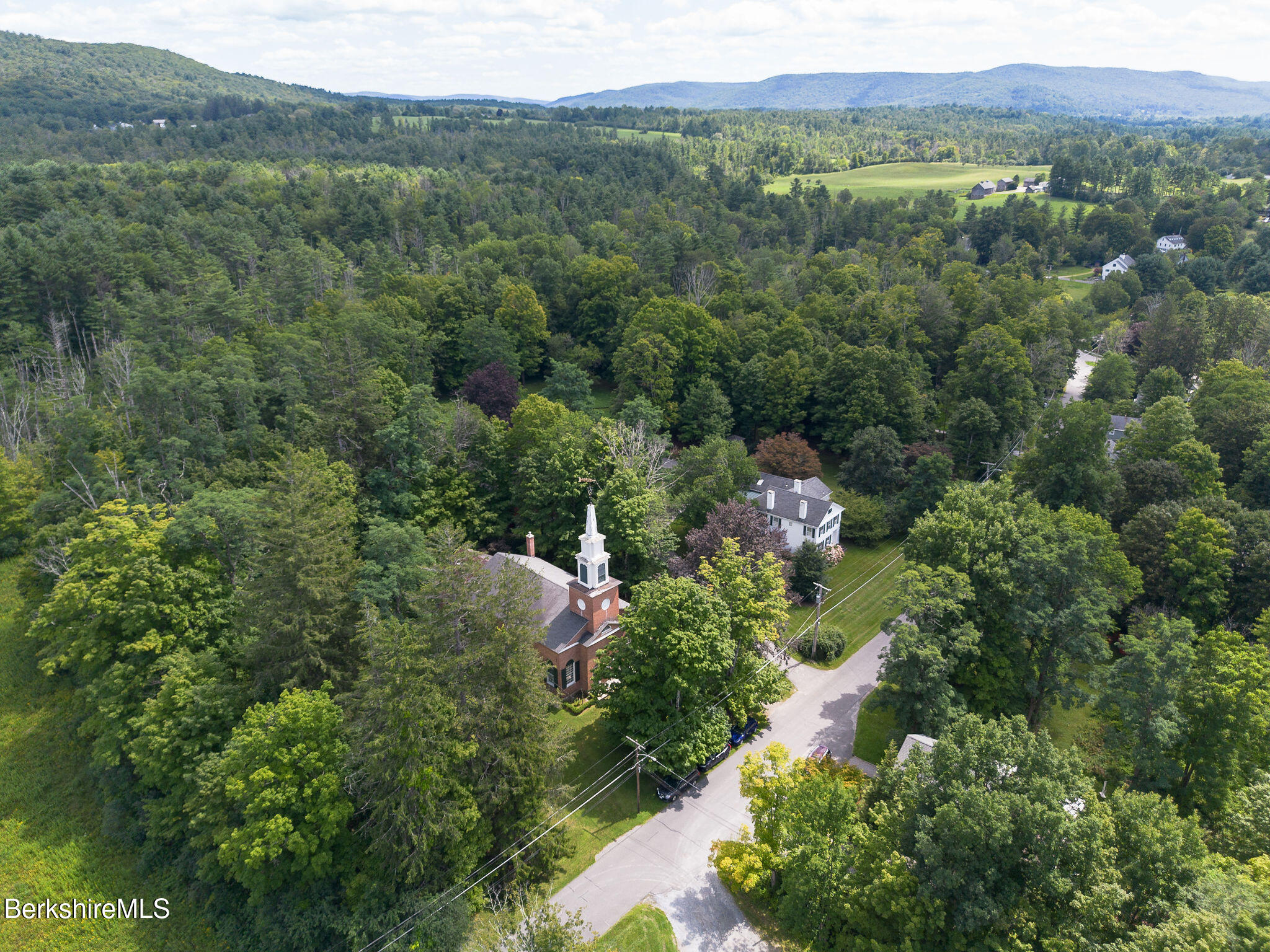 6 Willard Hill Rd