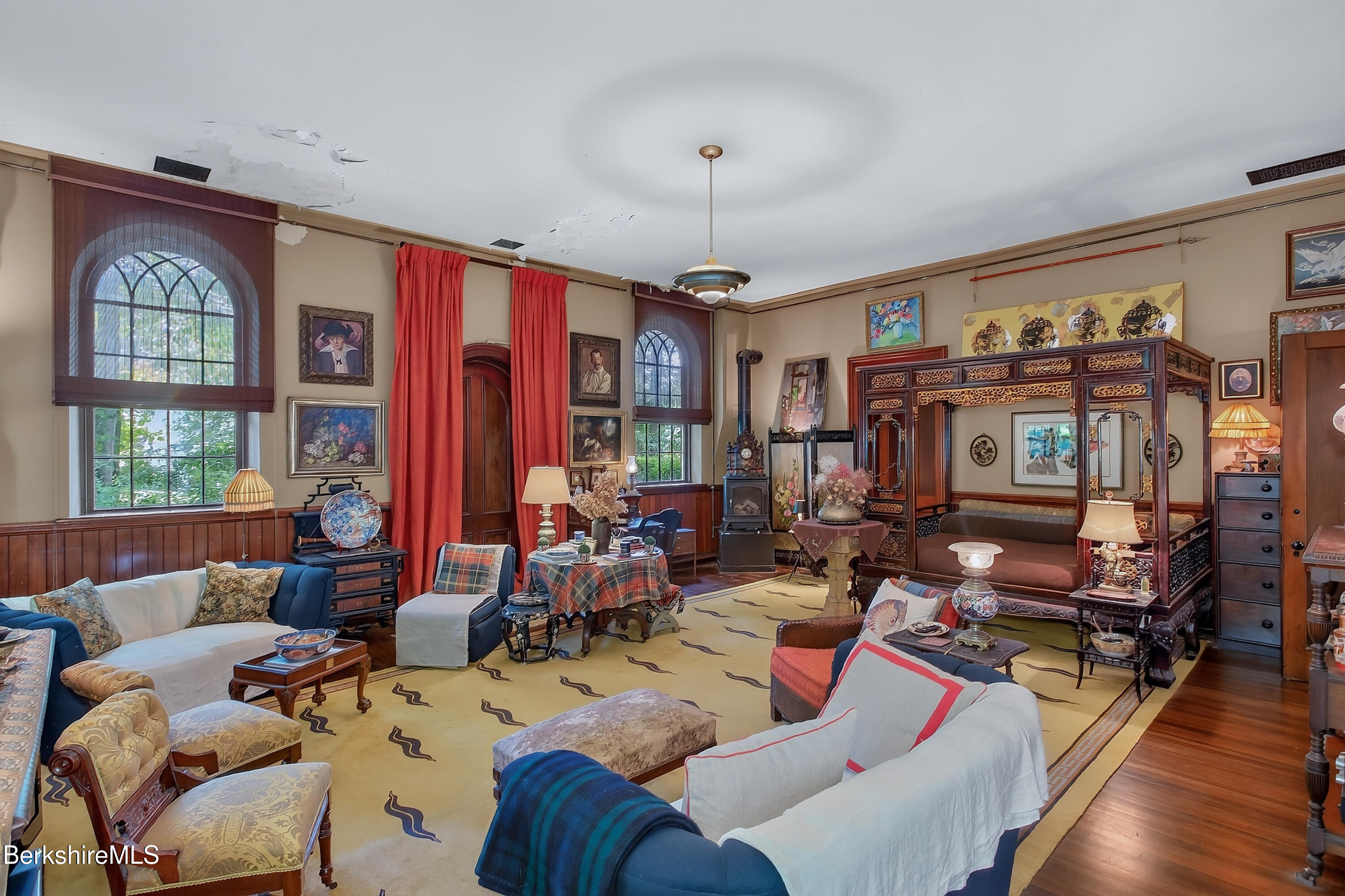 6 Willard Hill Rd