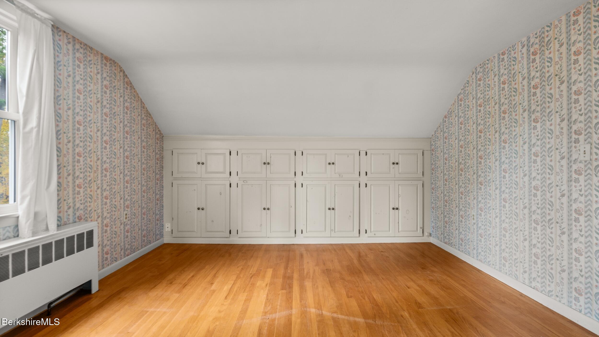 3 Pleasant View Dr