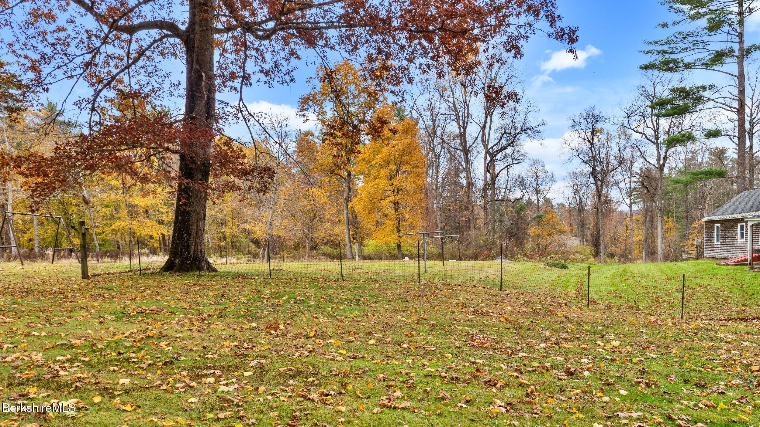 3 Pleasant View Dr
