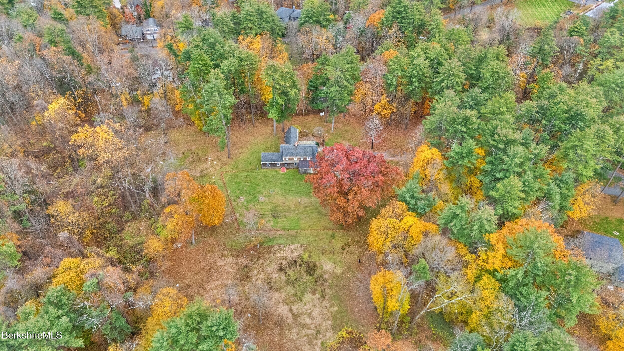 3 Pleasant View Dr