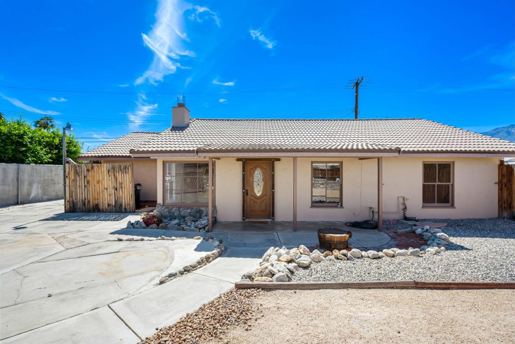 3933 E Calle San Antonio