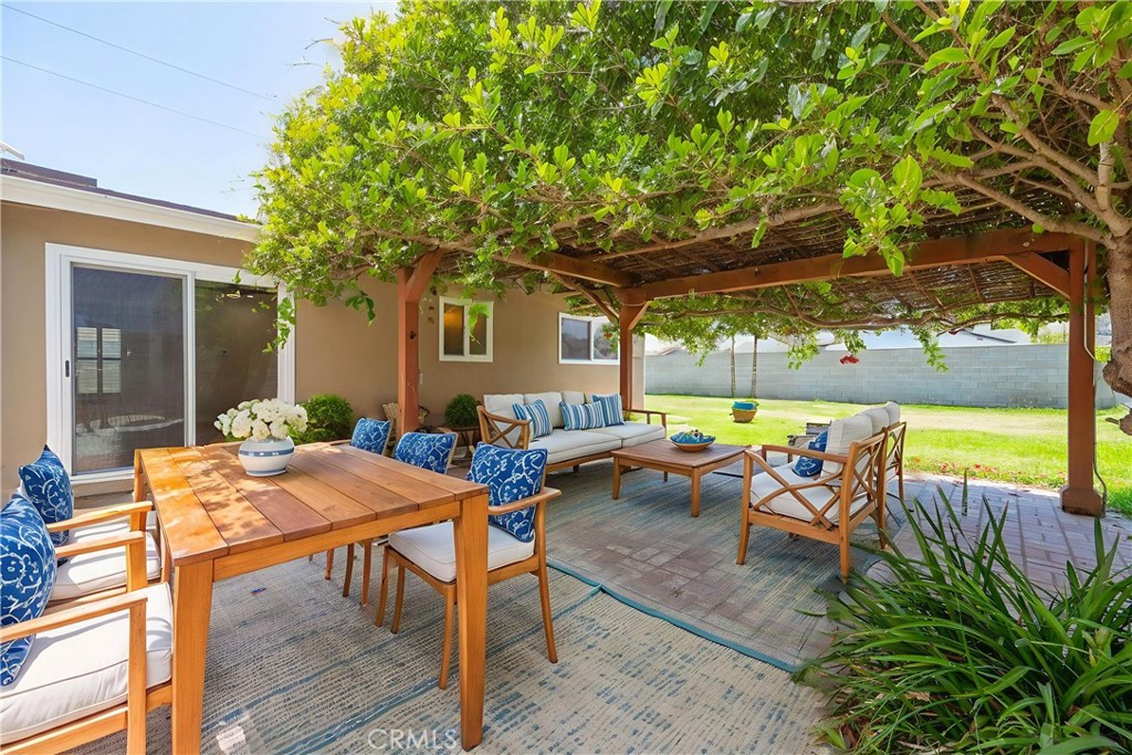 985 Ann Arbor Avenue