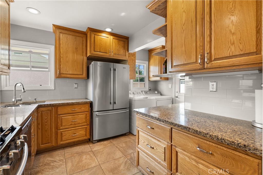 5541 E Peabody Street