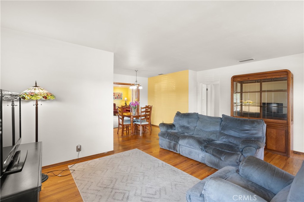 5541 E Peabody Street