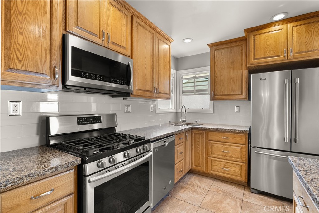 5541 E Peabody Street