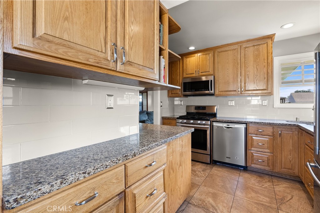 5541 E Peabody Street