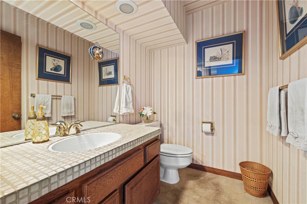 15669 Live Oak Springs Canyon