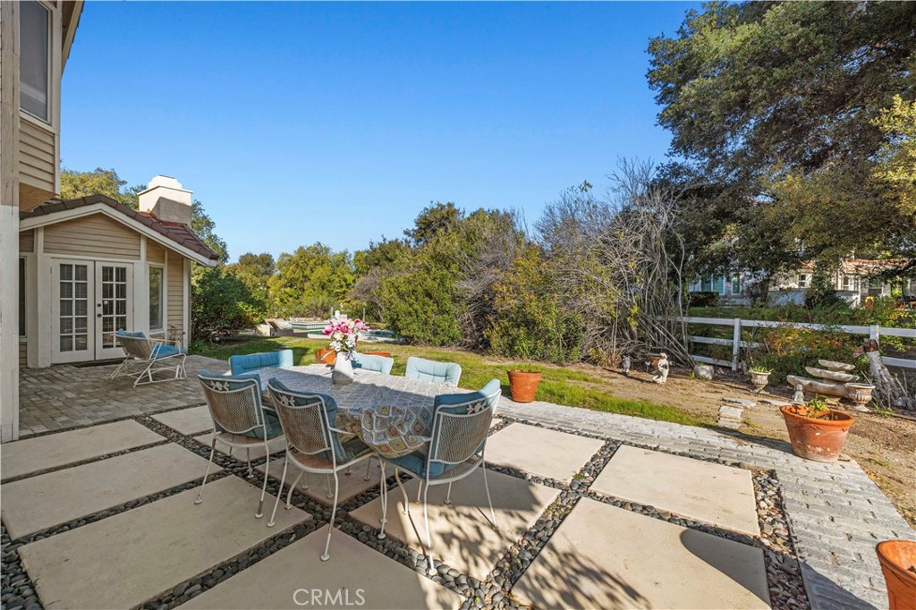 15669 Live Oak Springs Canyon