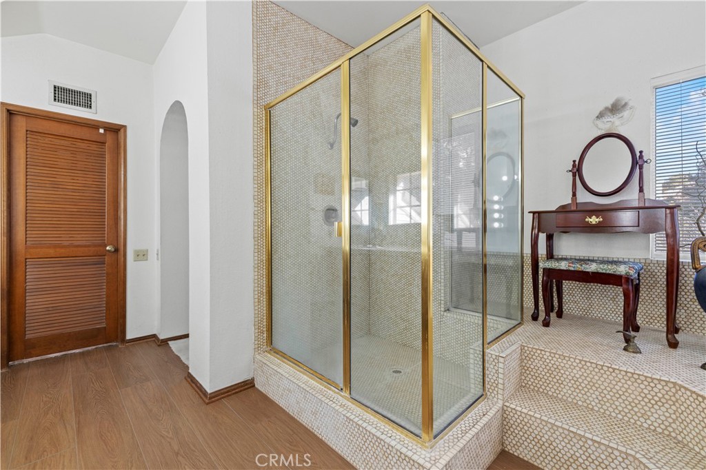 15669 Live Oak Springs Canyon