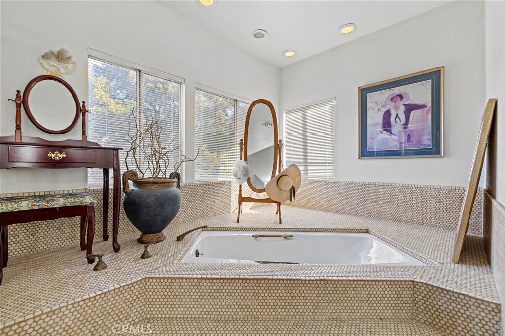 15669 Live Oak Springs Canyon