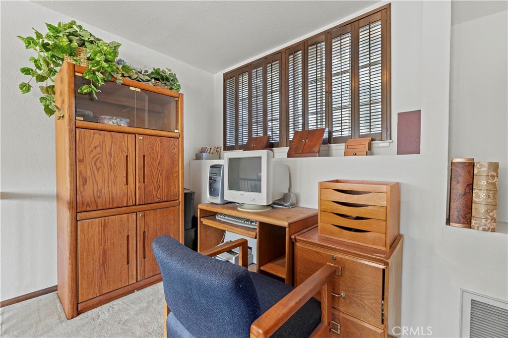 15669 Live Oak Springs Canyon