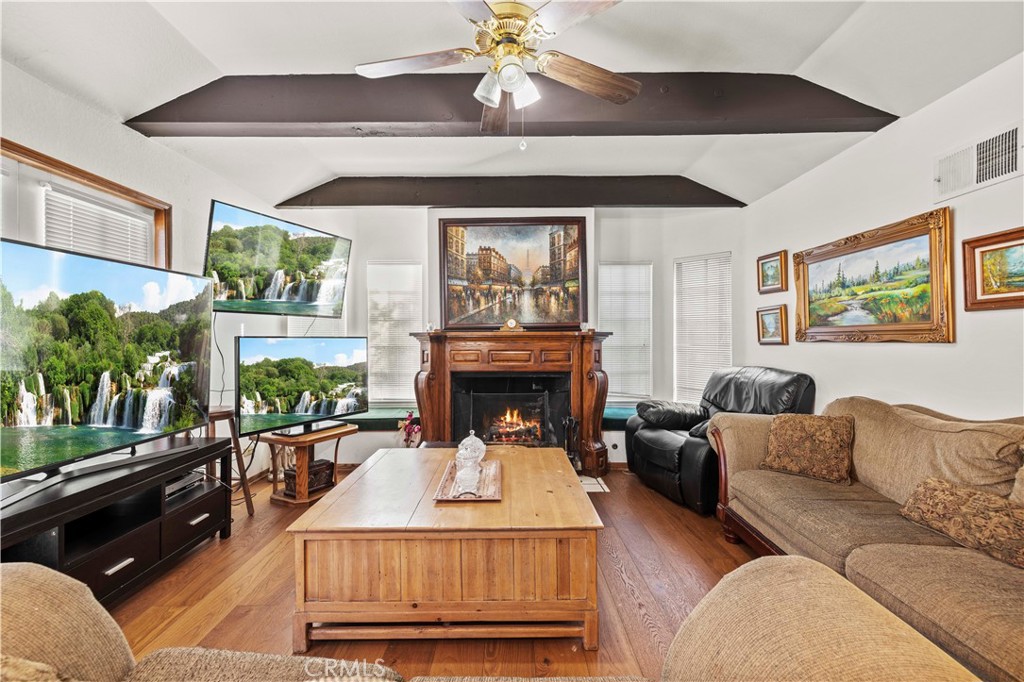 15669 Live Oak Springs Canyon