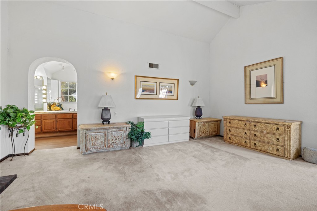 15669 Live Oak Springs Canyon