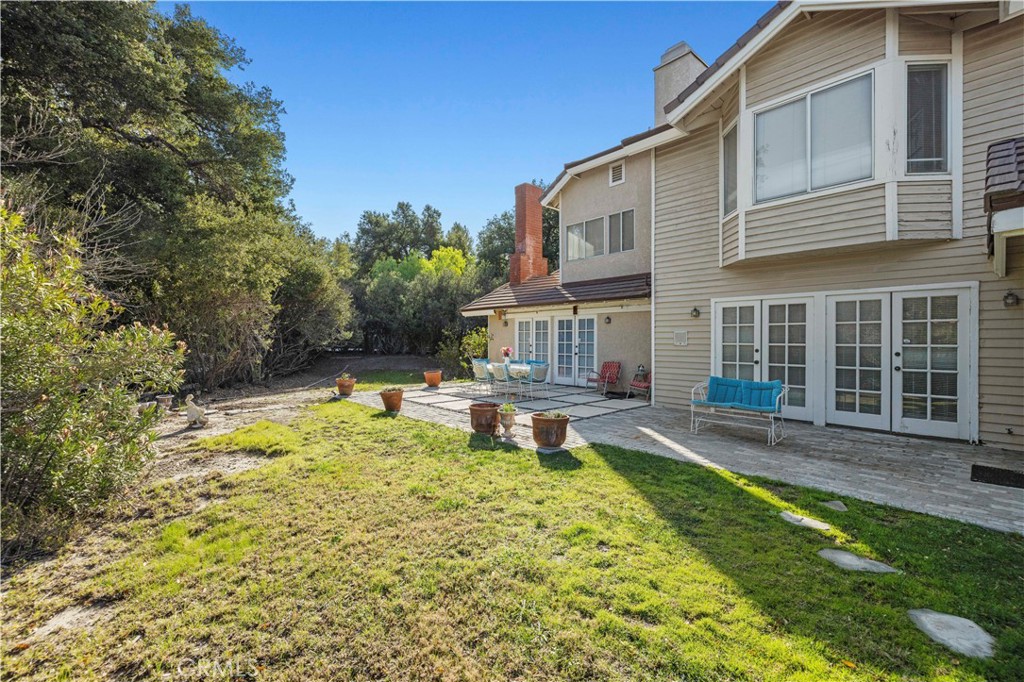 15669 Live Oak Springs Canyon
