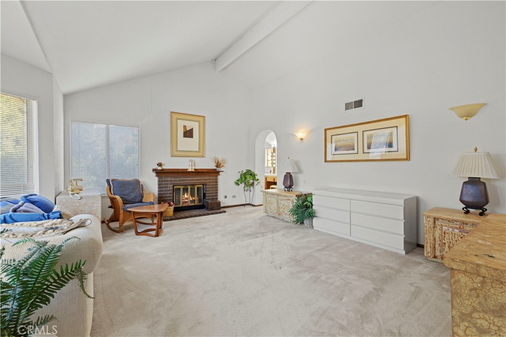 15669 Live Oak Springs Canyon