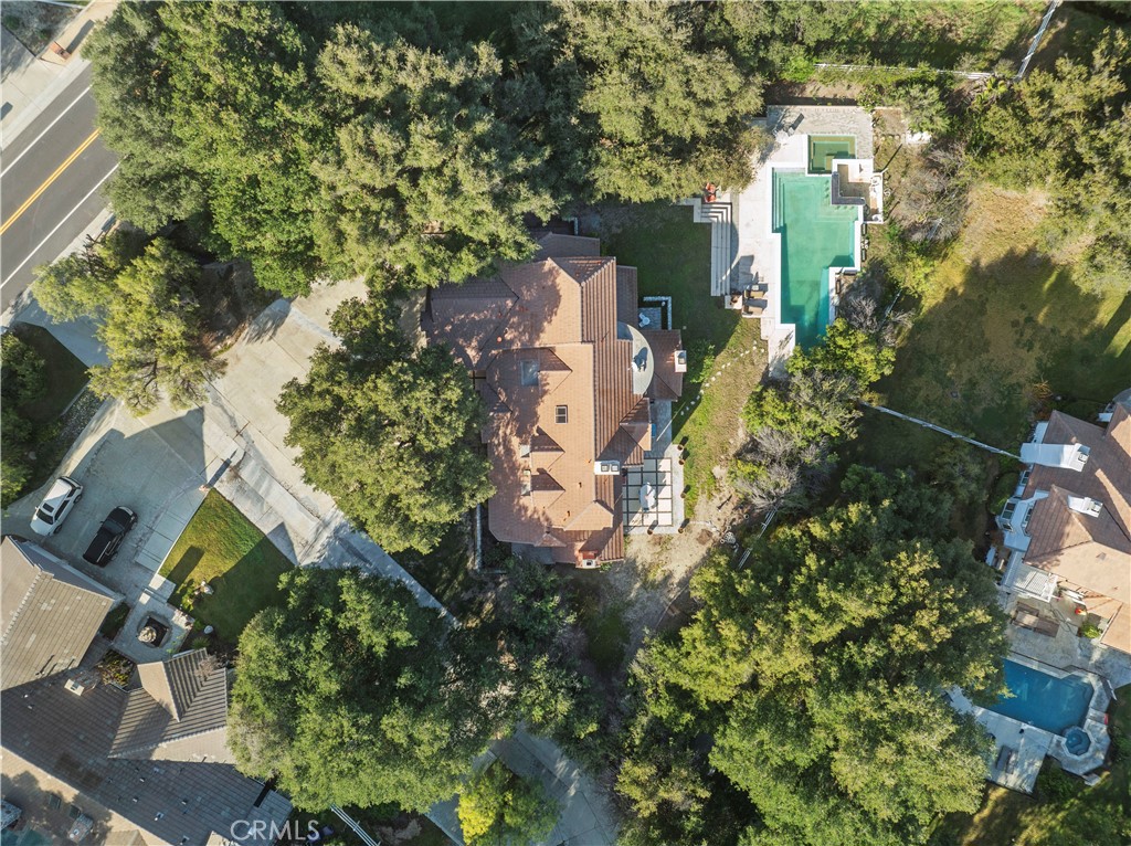 15669 Live Oak Springs Canyon