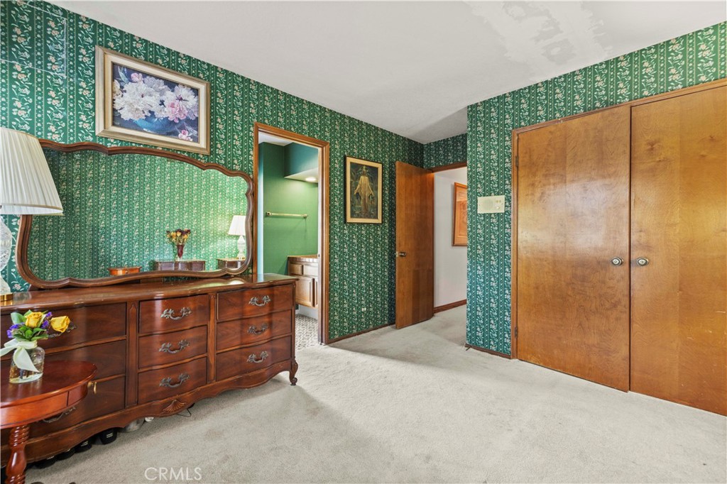 15669 Live Oak Springs Canyon