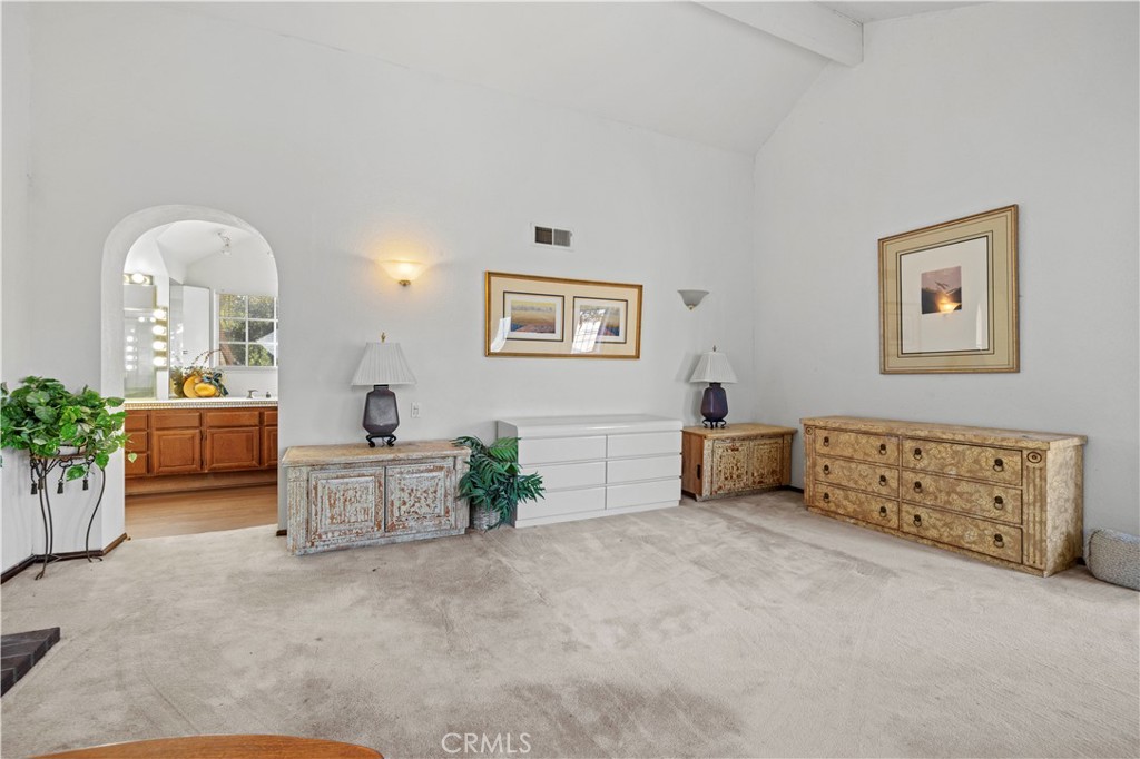 15669 Live Oak Springs Canyon