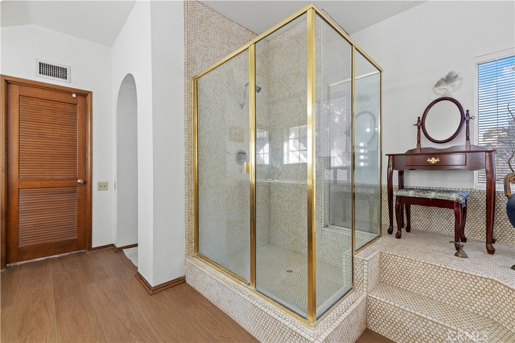 15669 Live Oak Springs Canyon