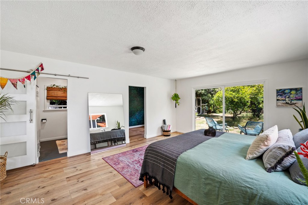 880 Lemon Grove Avenue