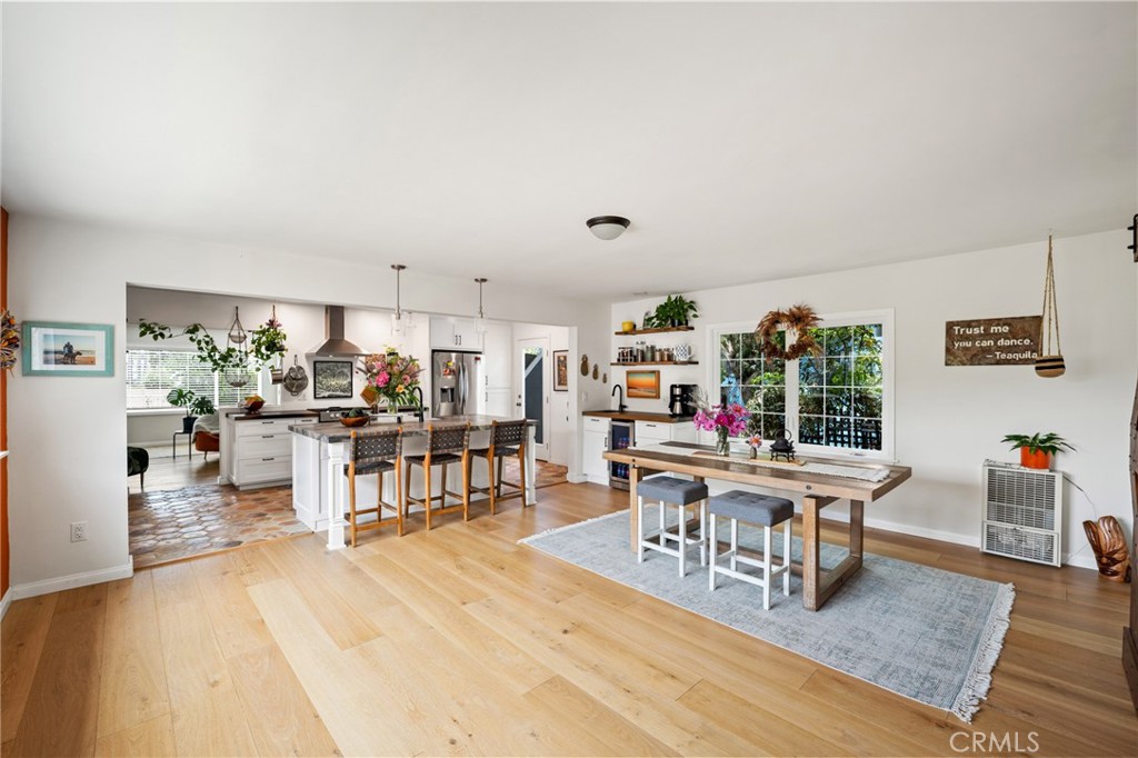 880 Lemon Grove Avenue