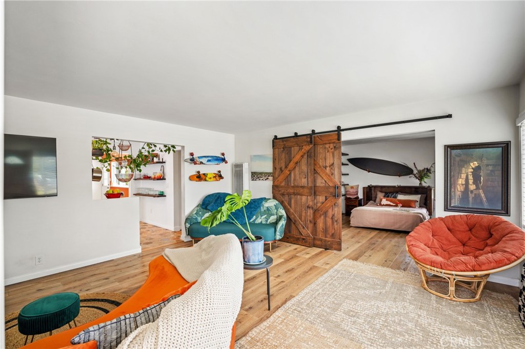 880 Lemon Grove Avenue