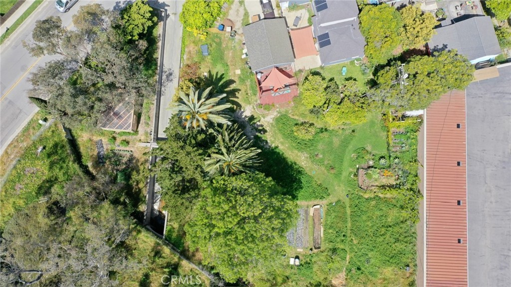 880 Lemon Grove Avenue