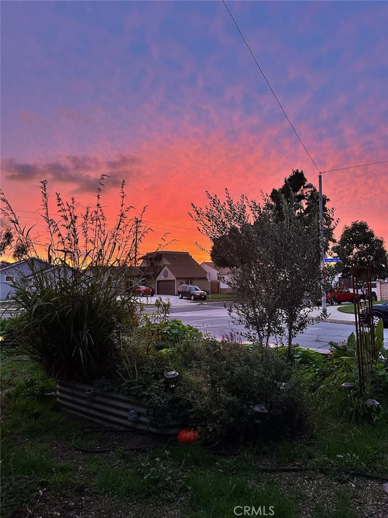 880 Lemon Grove Avenue